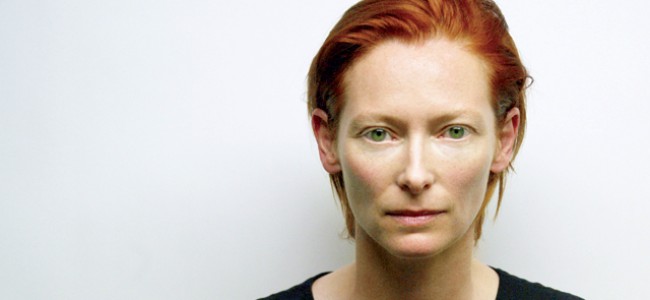 Tilda Swinton la MOMA Tilda Swinton la MOMA
