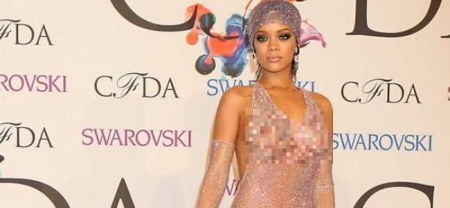 Rihanna, aparitie controversata la gala designerilor de moda de la New York