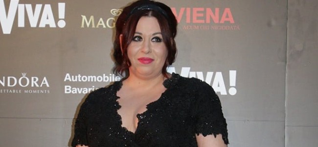 Oana Roman a atras toate privirile la un eveniment monden Oana Roman a atras toate privirile la un eveniment monden