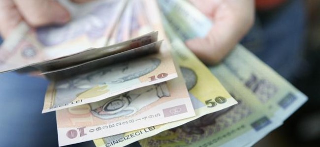 Educatie financiara – cum faci economii pentru vacanta? Educatie financiara – cum faci economii pentru vacanta?